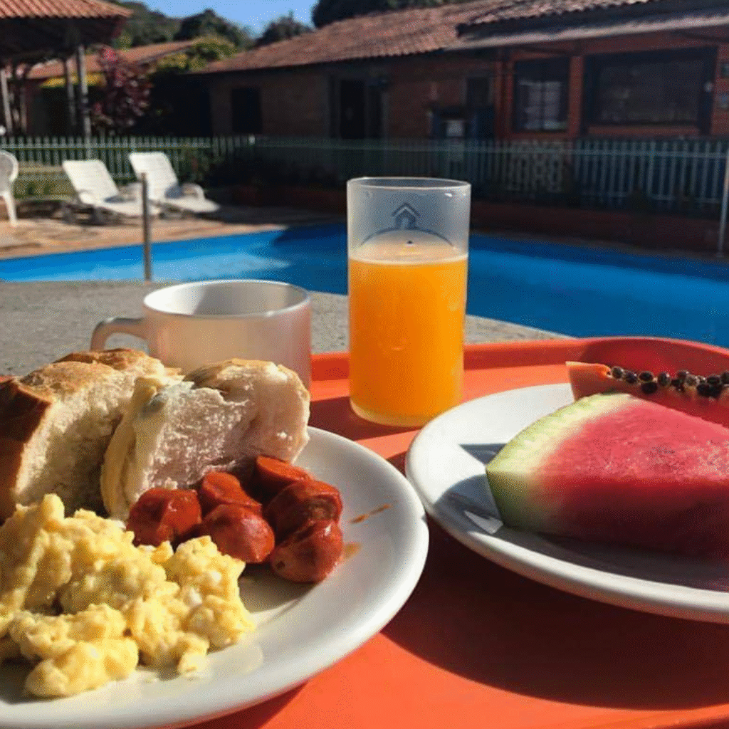 cafe-da-manha-bonito-hi-hostel-pousada-bonito-ms