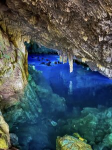 flutuacao-gruta-do-mimoso-bonito