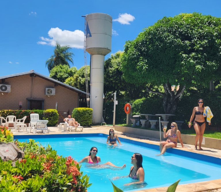 Piscina do Bonito HI Hostel e Pousada em Bonito MS