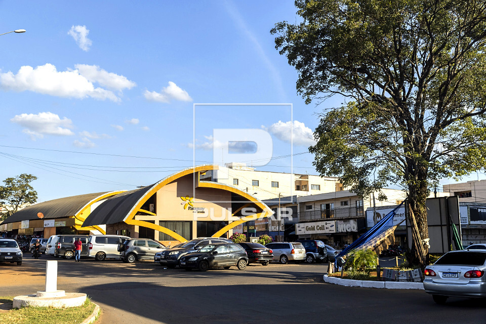 Centro comercial de Pedro Juan Caballero no Paraguai