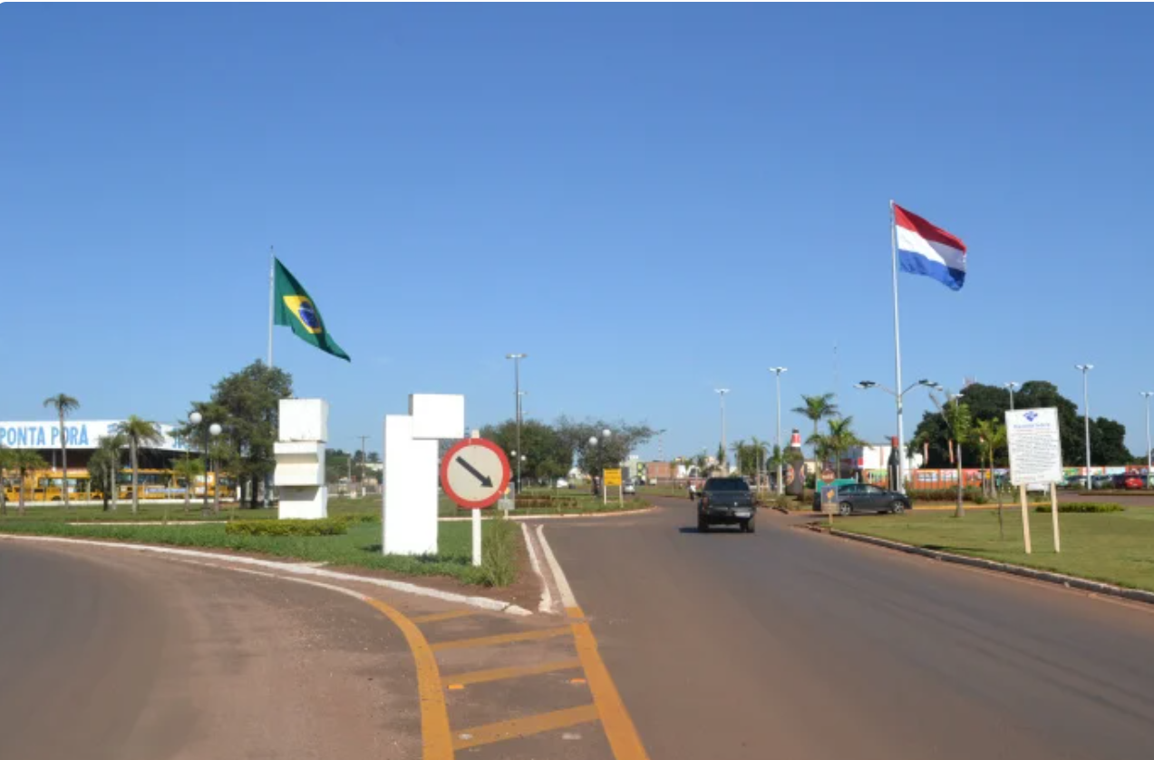 Fronteira entre Pedro Juan Caballero, no Paraguai, e Ponta Porã, em Mato Grosso do Sul