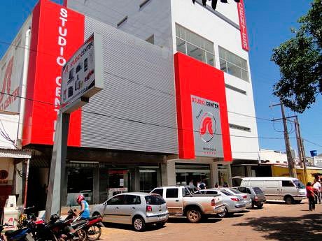 Studio Center em Pedro Juan Caballero, Paraguai